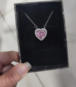 تصویر گردنبند قلب صورتی 