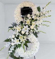 تصویر گل فروشی روبروی تالار پذیرایی قصر وصال خرید آنلاین تاج گل 