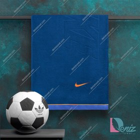 تصویر حوله ورزشی Nike آبی نفتی بزرگ 