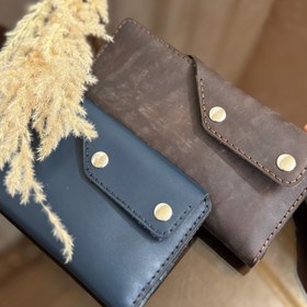 تصویر کیف پول کتی و جا کارتی ست رنگ قهوه ای واچتا charmbarana