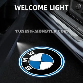 تصویر لوگو زیر درب ولکام لایت BMW یونیورسال 