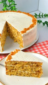 تصویر کیک هویج و گردو 