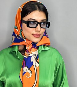 تصویر عینک آفتابی اورجینال زنانه پرادا عدسی آبی جدید 