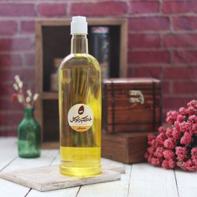 تصویر روغن زیتون نیم لیتری 