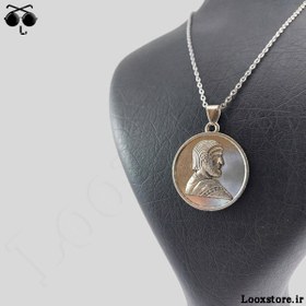 تصویر گردنبند کوروش کبیر دو طرفه استیل 