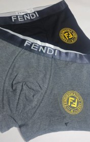 تصویر شورت نیم‌ پا مردانه برند Fendi 