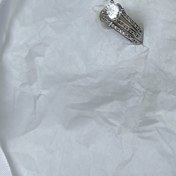 تصویر حلقه و پشت حلقه 