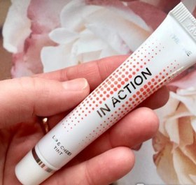 تصویر تینت لب و رژگونه درخشان این اکشن دوان The ONE In ACTION Lip and Cheek tint