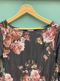 تصویر پیراهن پلیسه گل درشت 