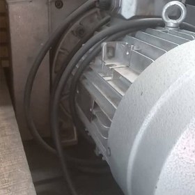 تصویر پمپ وکیوم بکر 