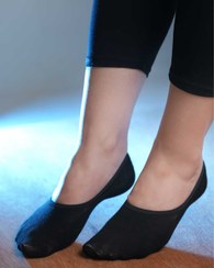 تصویر جوراب زنانه کالج قایقی 