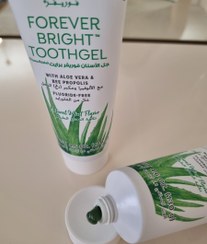 تصویر خمیر دندان بدون فلوراید مدل آلوئه ورا و بره موم ضد عفونی کننده دهان و دندان 