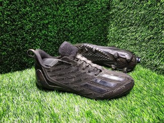 تصویر کتونی کفش استوک دار چمنی اورجینال آدیداس سایز۴۲ Football shoes