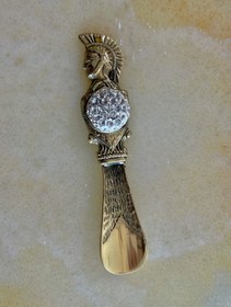 تصویر پاشنه کش نگینی 