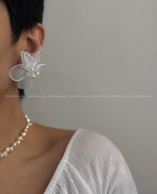 تصویر گوشواره گل سفید کد۰۰۳۴۹ 