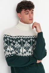 تصویر پلیور مردانه سبز برند trendyol man TMNAW22KZ0296 Zümrüt Yeşili Erkek Slim Fit Balıkçı Yaka Jakar Panelli Triko Kazak TMNAW22KZ0296