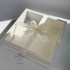 تصویر جعبه کلاسیک عطف دار مربع با در طلقی| جعبه فینگرفود ، جعبه شیرینی ، جعبه آجیل 