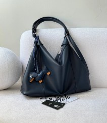 تصویر کیف میرا 