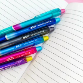 تصویر اتود 0.5 طرح Color Gradient برند BAIKU 