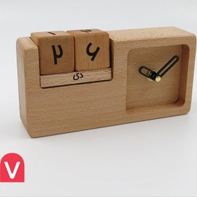 تصویر تقویم و ساعت رومیزی چوبی عقربه ای جنس چوب راش 