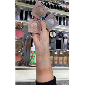 تصویر سایه چشم پودری پخته نام NAM Baked Eyeshadow Wet & Dry - 03 GOLD RUSH NAM Baked Eyeshadow Wet & Dry