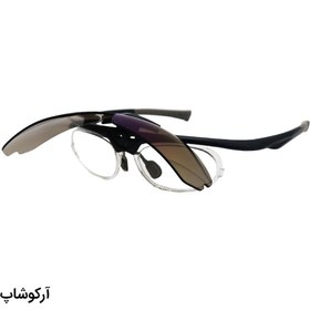 تصویر عینک ورزشی OAKLEY با فریم و دسته سرمه‌ای، لنز آینه‌ای چند رنگ و طرح لنز بالارونده مدل BL5809 