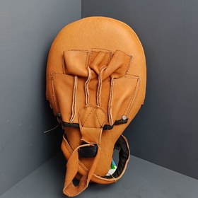 تصویر میت ساعد دار چرم 