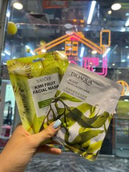 تصویر ماسک ورقه ای به صورت رندوم 