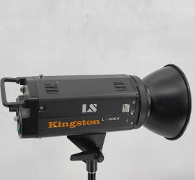 تصویر فلاش استودیویی Kingstone L-300A دست دوم 