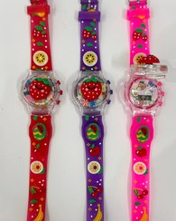 تصویر ساعت مچی اسپینری چراغدار دخترانه طرح توت فرنگی و پروانه - توت فرنگی 