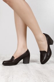 تصویر کفش کلاسیک پاشنه بلند راسته زنانه - GÖNDERİ(R) GDZA13424070 