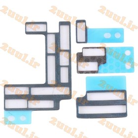 تصویر چسب اسفنجی روی برد آیفون 13Pro 