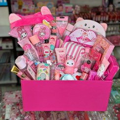 تصویر پک آرایشی فانتزی دخترانه صورتی 