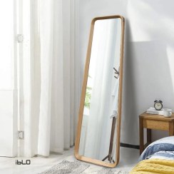 تصویر آینه قدی طرح ذوزنقه 