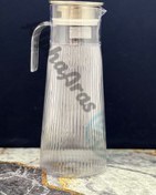 تصویر پارچ پلاستیکی شفاف طرح برجسته 