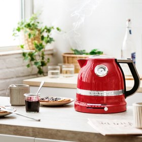 تصویر کتری برقی کیچن اید کندی اپل KitchenAid Artisan Kettle candyapple 