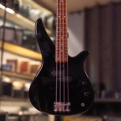 تصویر گیتار بیس یاماها مدل ERB070 