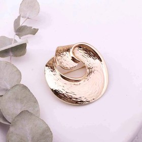 تصویر سنجاق سینه پیچ 