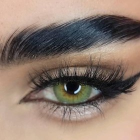 تصویر لنز دسیو رنگی چارمینگ گرین سبز عسلی دور دار 