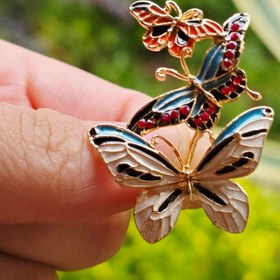 تصویر گلسینه سه پروانه رنگی 