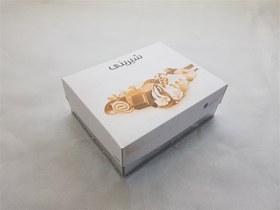 تصویر جعبه نیم کیلویی شیرینی طرح 3 ا تعداد بر اساس کیلوگرم می باشد تعداد بر اساس کیلوگرم می باشد