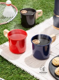 تصویر لیوان فلزی رنگی با دسته چوبی 