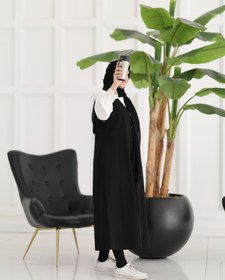 تصویر وست مشکی محیا 