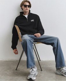 تصویر Mavi سویشرت مشکی نیم زیپ چاپ شده با لوگو 0S10208-900 Mavi Logo Baskılı Yarı Fermuarlı Siyah Sweatshirt 0S10208-900