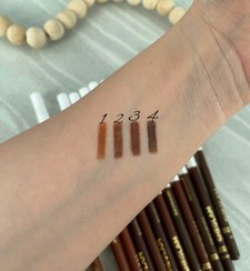 تصویر مداد قهوه ای ابرو چشم و لب - یک 