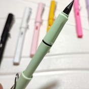 تصویر مداد بینهایت بدون نیاز به تراش 