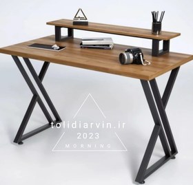 تصویر میز کامپیوتر چوب فلز مدل هوگون Hogon model wood metal computer desk