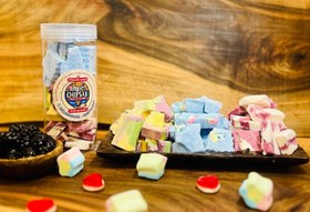 تصویر بستنی خشک - بزرگ Dry ice cream with marshmallow, tropical, blackberry vanilla flavors