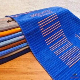 تصویر حوله دستی ورزشی برق لامع 