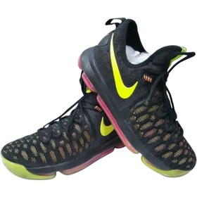 تصویر کفش کتونی استوک اروپا اورجینال نایک nike سایز 42 nike shoes size 42